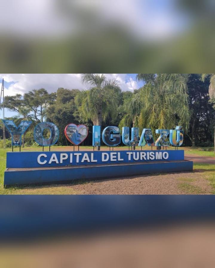 Hostel El Amanecer Puerto Iguazú Esterno foto